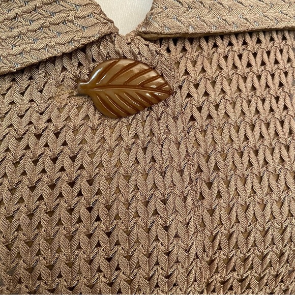 Lady Dorby Vintage Gold Knit Top Button Front Size L/XL Leaf Buttons Retro 80s - Picture 14 of 16